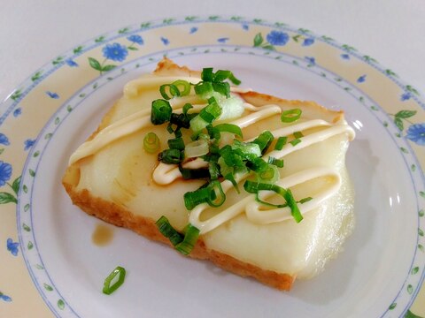 しょうゆマヨで☆厚揚げのモッツァレラチーズ焼き